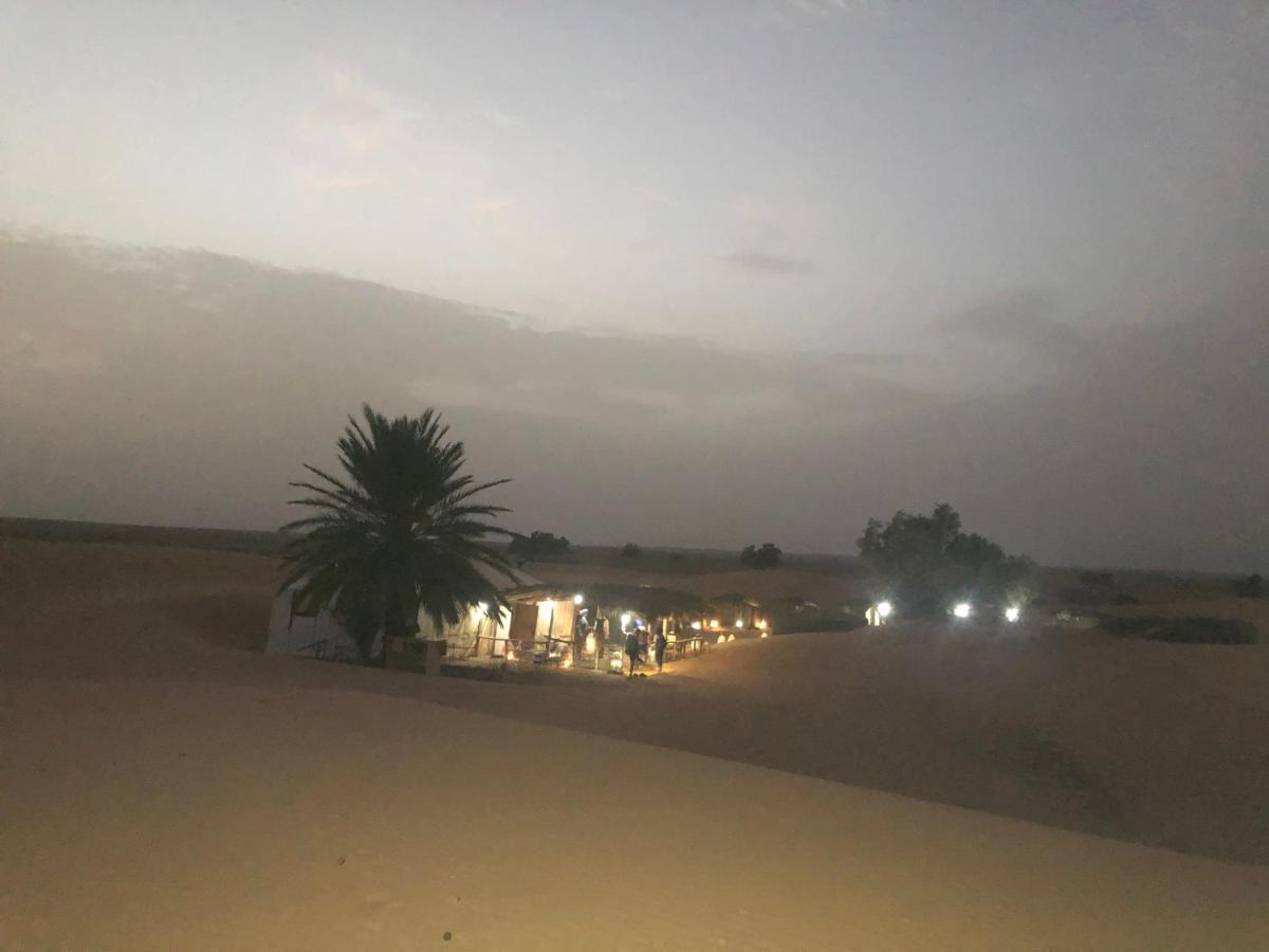 Enjoy Moda Camp Merzouga Tours- Camel Sunset Sunrise Quad Sunboarding Atv Экстерьер фото