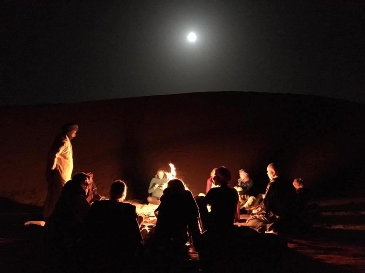 Enjoy Moda Camp Merzouga Tours- Camel Sunset Sunrise Quad Sunboarding Atv Экстерьер фото