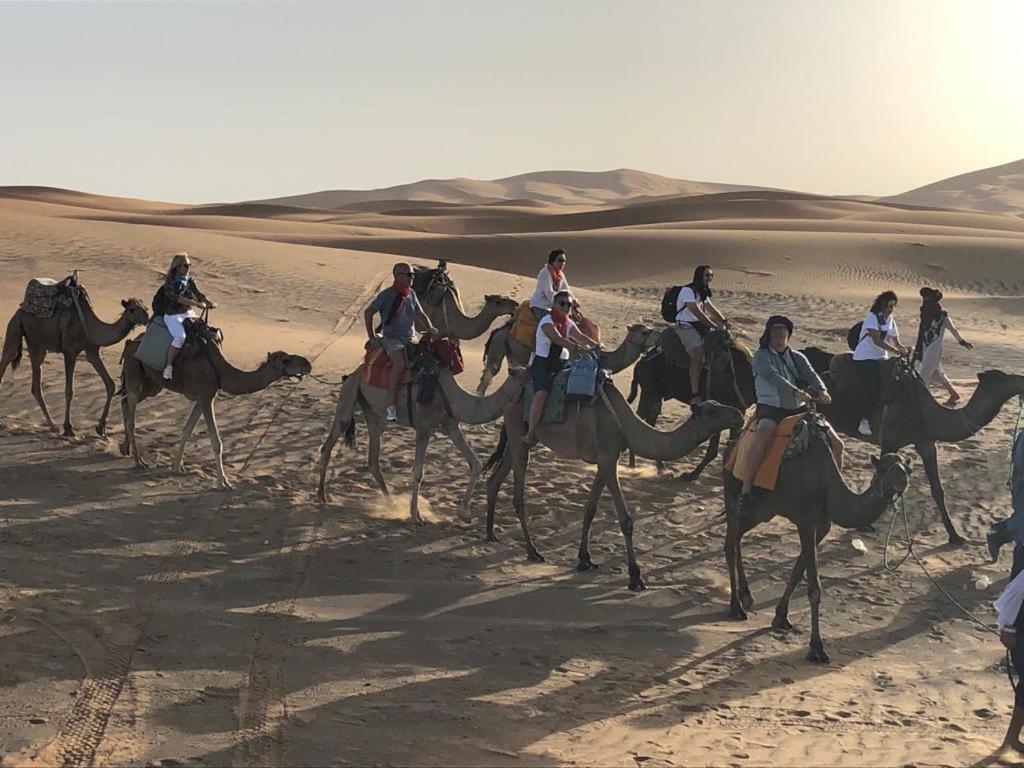 Enjoy Moda Camp Merzouga Tours- Camel Sunset Sunrise Quad Sunboarding Atv Экстерьер фото