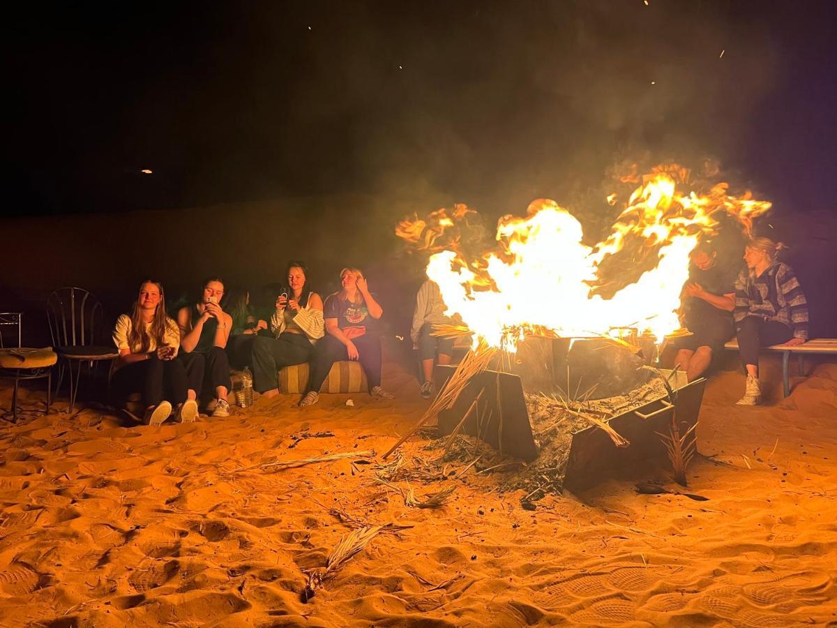 Enjoy Moda Camp Merzouga Tours- Camel Sunset Sunrise Quad Sunboarding Atv Экстерьер фото