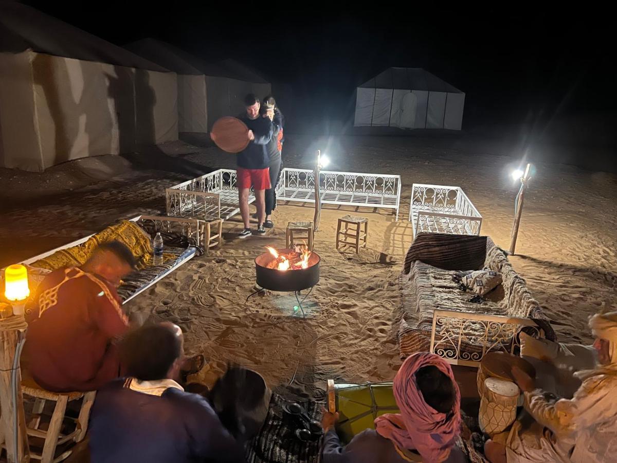 Enjoy Moda Camp Merzouga Tours- Camel Sunset Sunrise Quad Sunboarding Atv Экстерьер фото