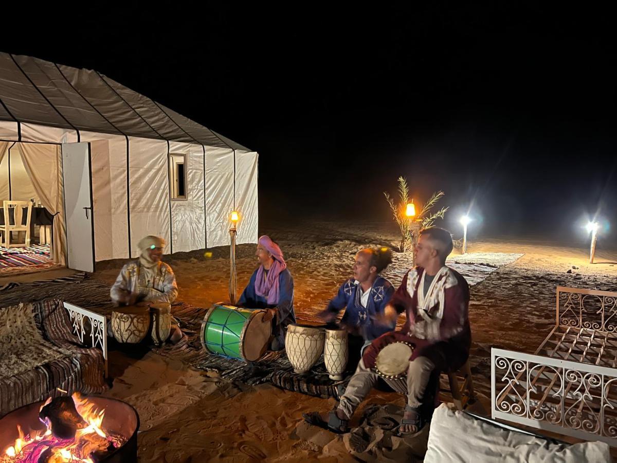 Enjoy Moda Camp Merzouga Tours- Camel Sunset Sunrise Quad Sunboarding Atv Экстерьер фото