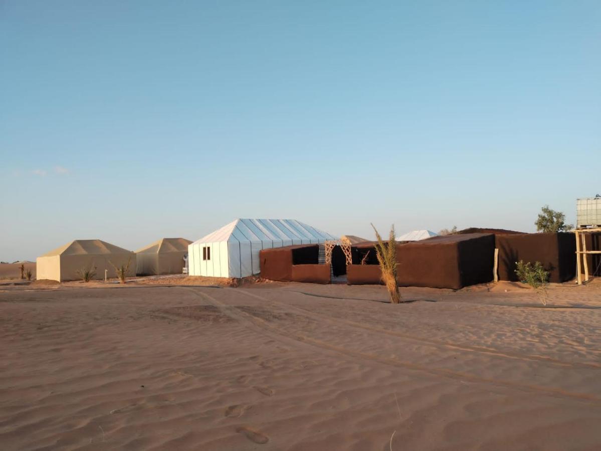 Enjoy Moda Camp Merzouga Tours- Camel Sunset Sunrise Quad Sunboarding Atv Экстерьер фото
