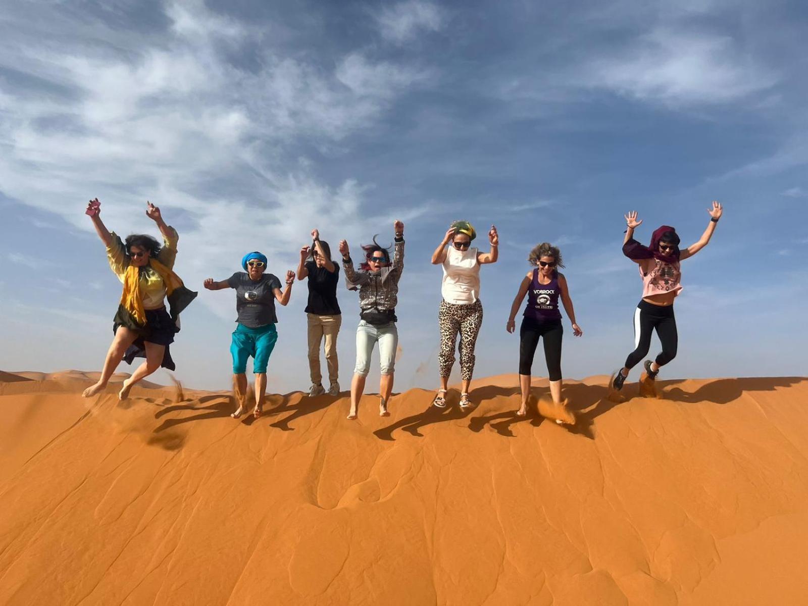 Enjoy Moda Camp Merzouga Tours- Camel Sunset Sunrise Quad Sunboarding Atv Экстерьер фото