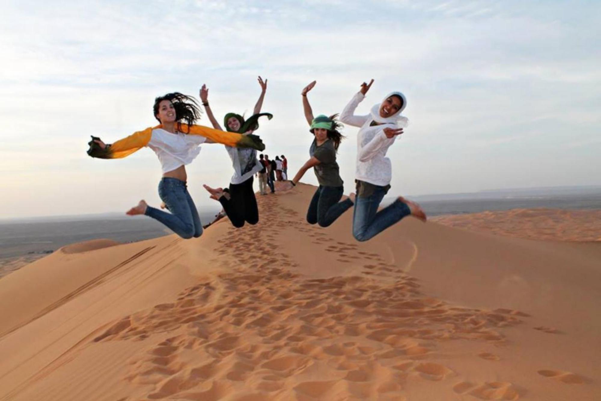 Enjoy Moda Camp Merzouga Tours- Camel Sunset Sunrise Quad Sunboarding Atv Экстерьер фото