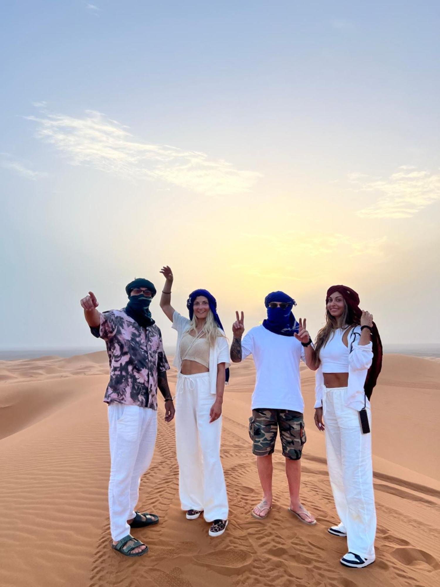 Enjoy Moda Camp Merzouga Tours- Camel Sunset Sunrise Quad Sunboarding Atv Экстерьер фото