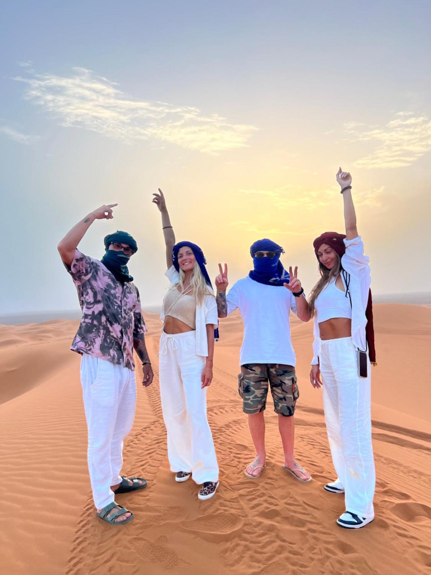 Enjoy Moda Camp Merzouga Tours- Camel Sunset Sunrise Quad Sunboarding Atv Экстерьер фото