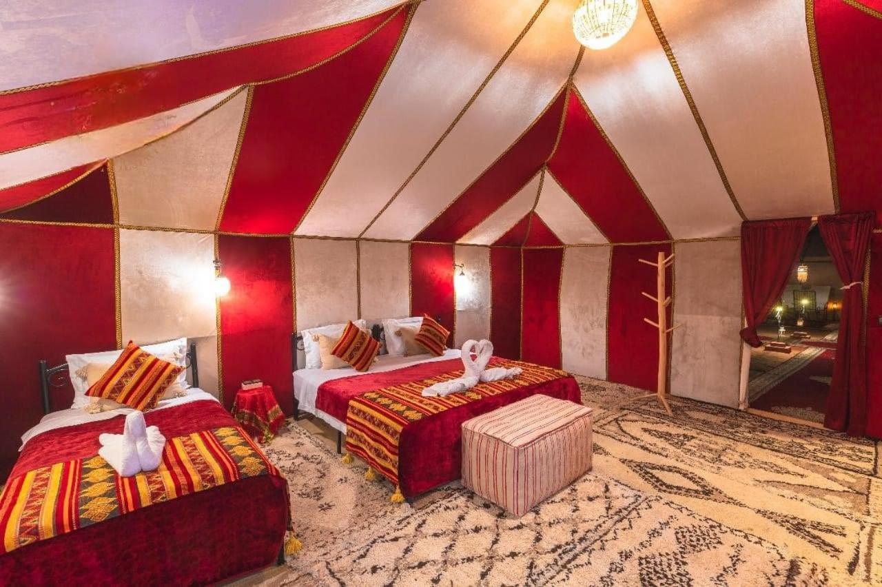 Enjoy Moda Camp Merzouga Tours- Camel Sunset Sunrise Quad Sunboarding Atv Экстерьер фото